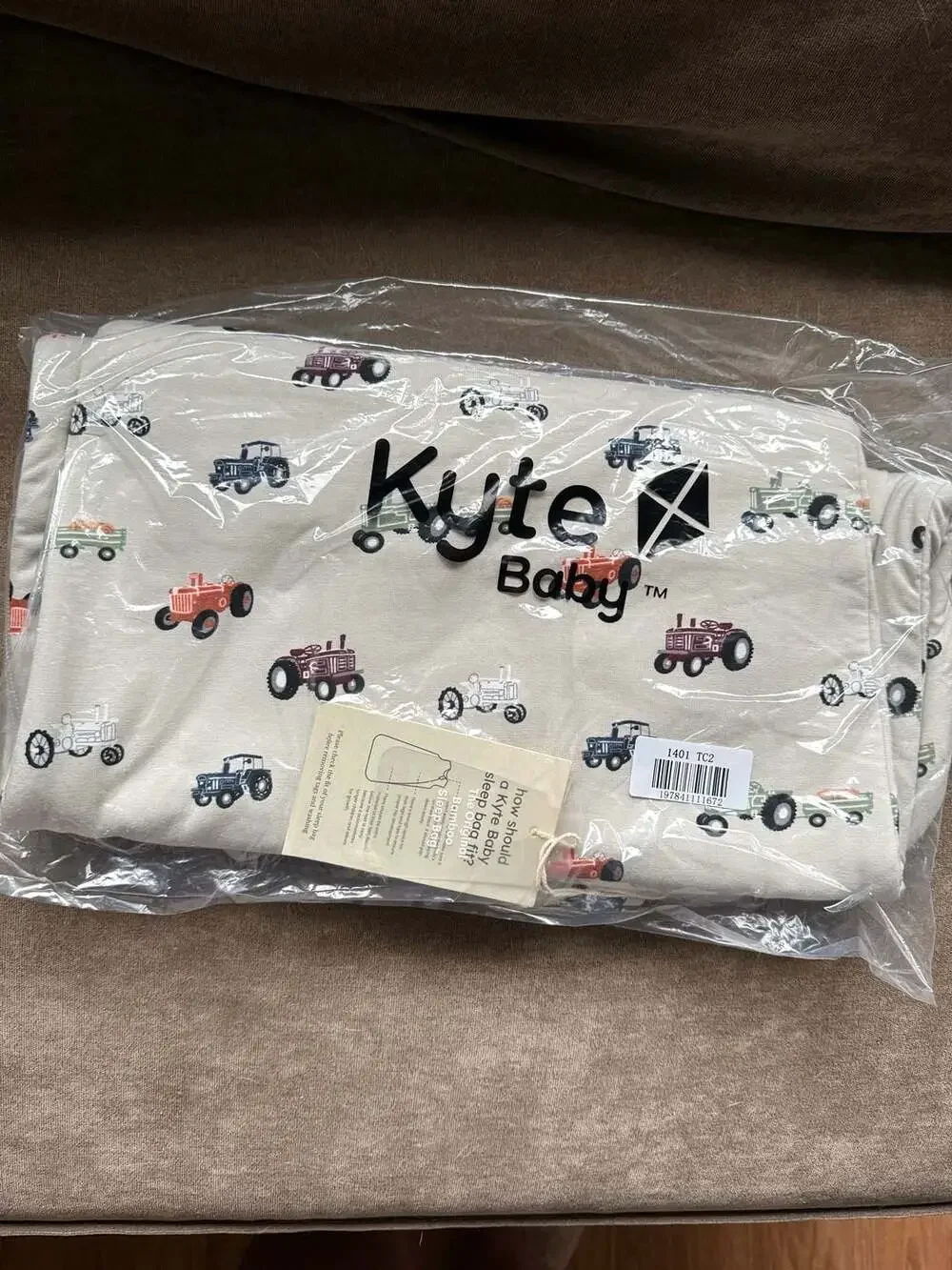 Kyte Baby The Original Bamboo Sleep Bag - Tractor Print - M - 1.0 TOG